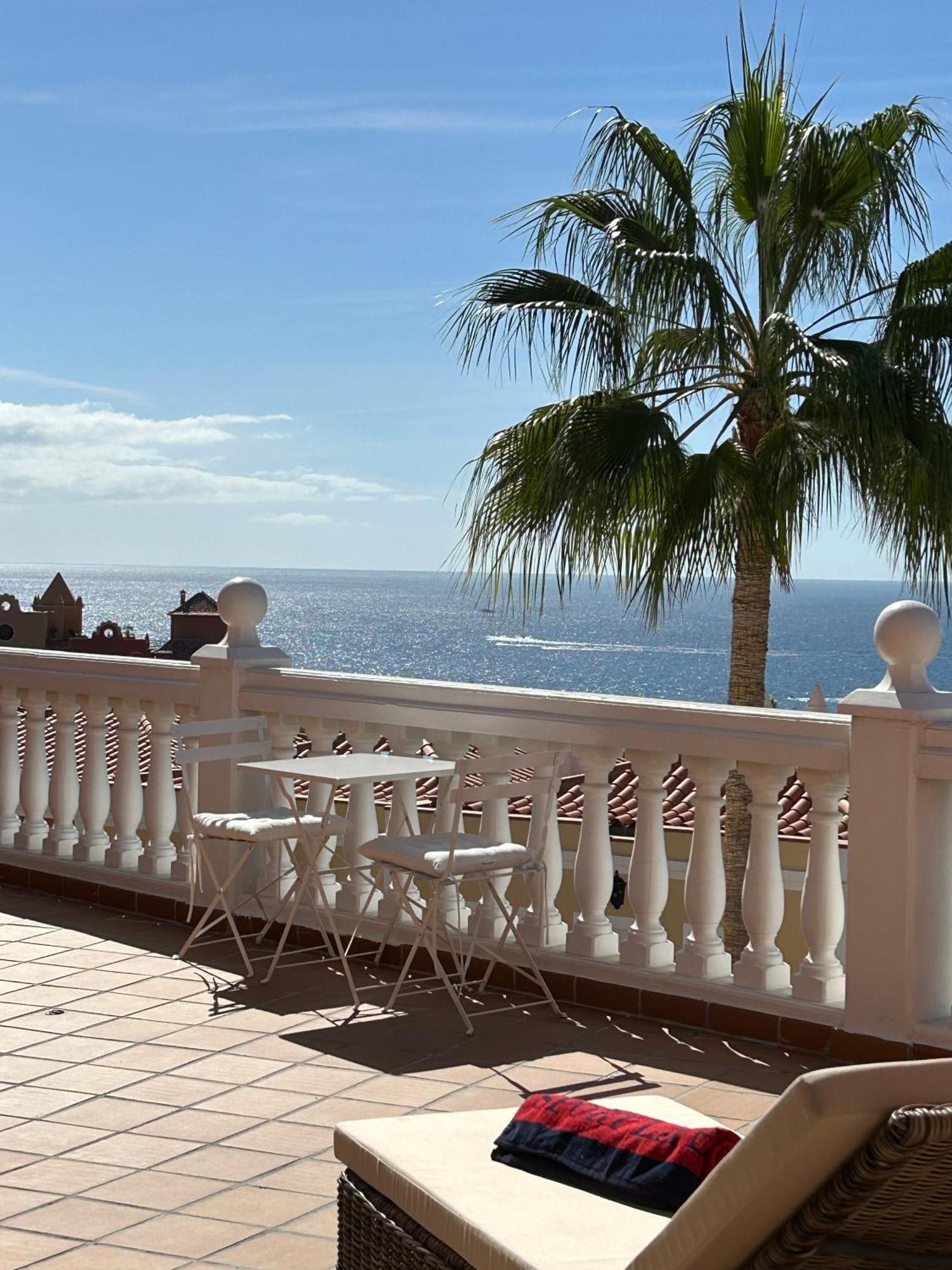 Playa Del Duque-Amazing Views 2 Bedroom Costa Adeje  Bagian luar foto