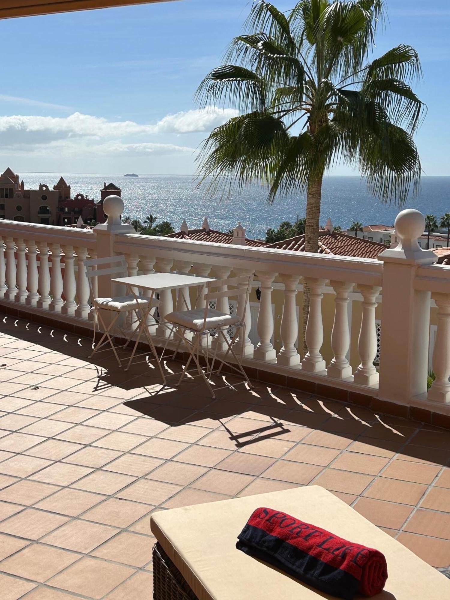 Playa Del Duque-Amazing Views 2 Bedroom Costa Adeje  Bagian luar foto