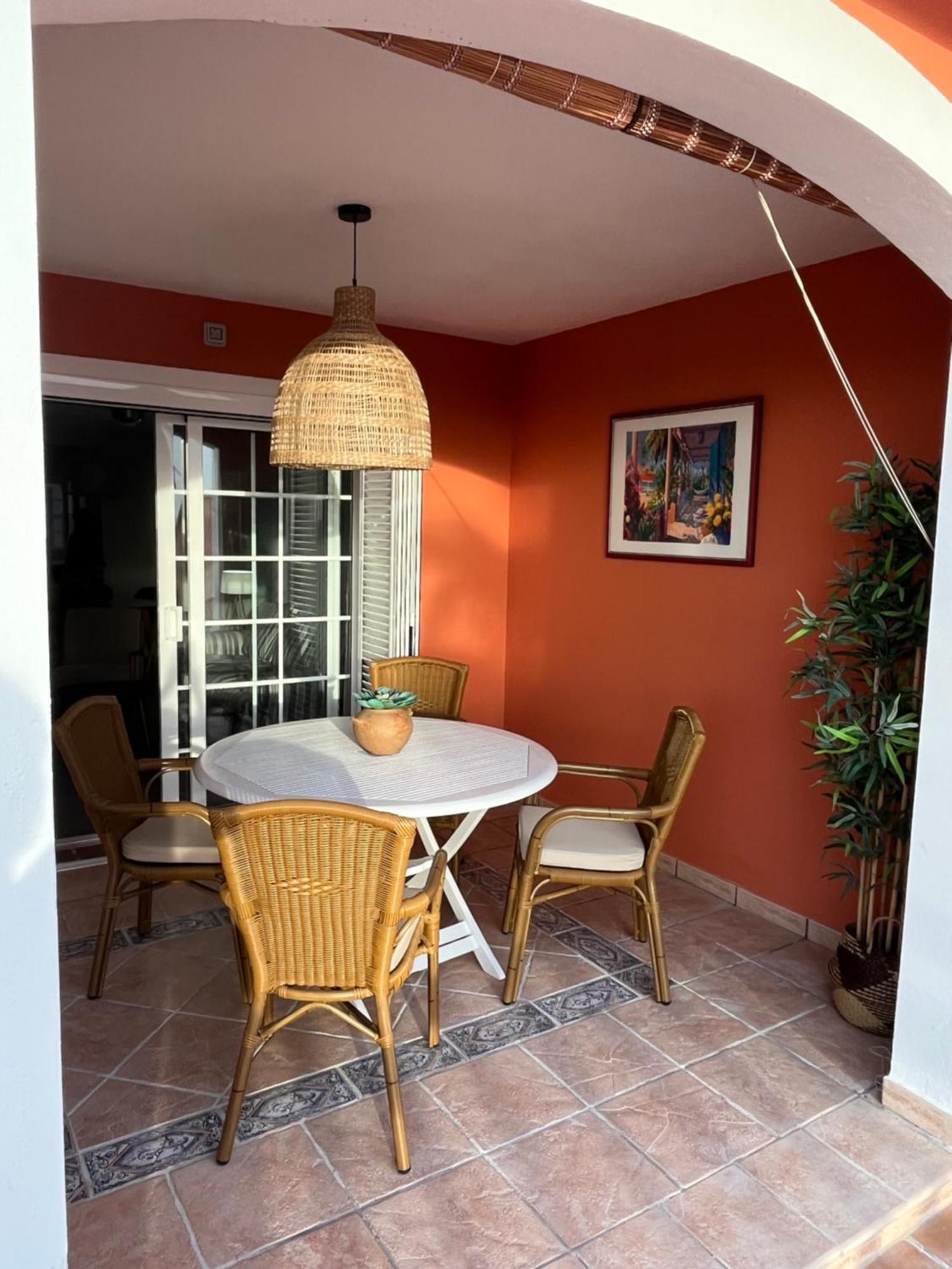 Playa Del Duque-Amazing Views 2 Bedroom Costa Adeje  Bagian luar foto