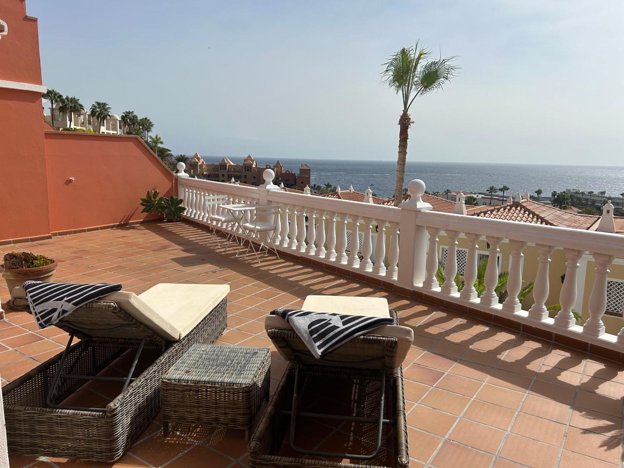 Playa Del Duque-Amazing Views 2 Bedroom Costa Adeje  Bagian luar foto